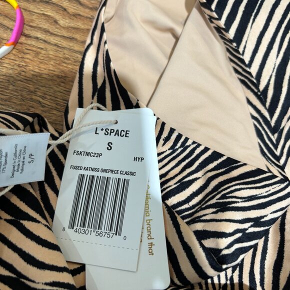 NWT | l * space Revolve Fused Katniss One Piece Swimsuit Classic Animal Print S - Picture 2 of 4